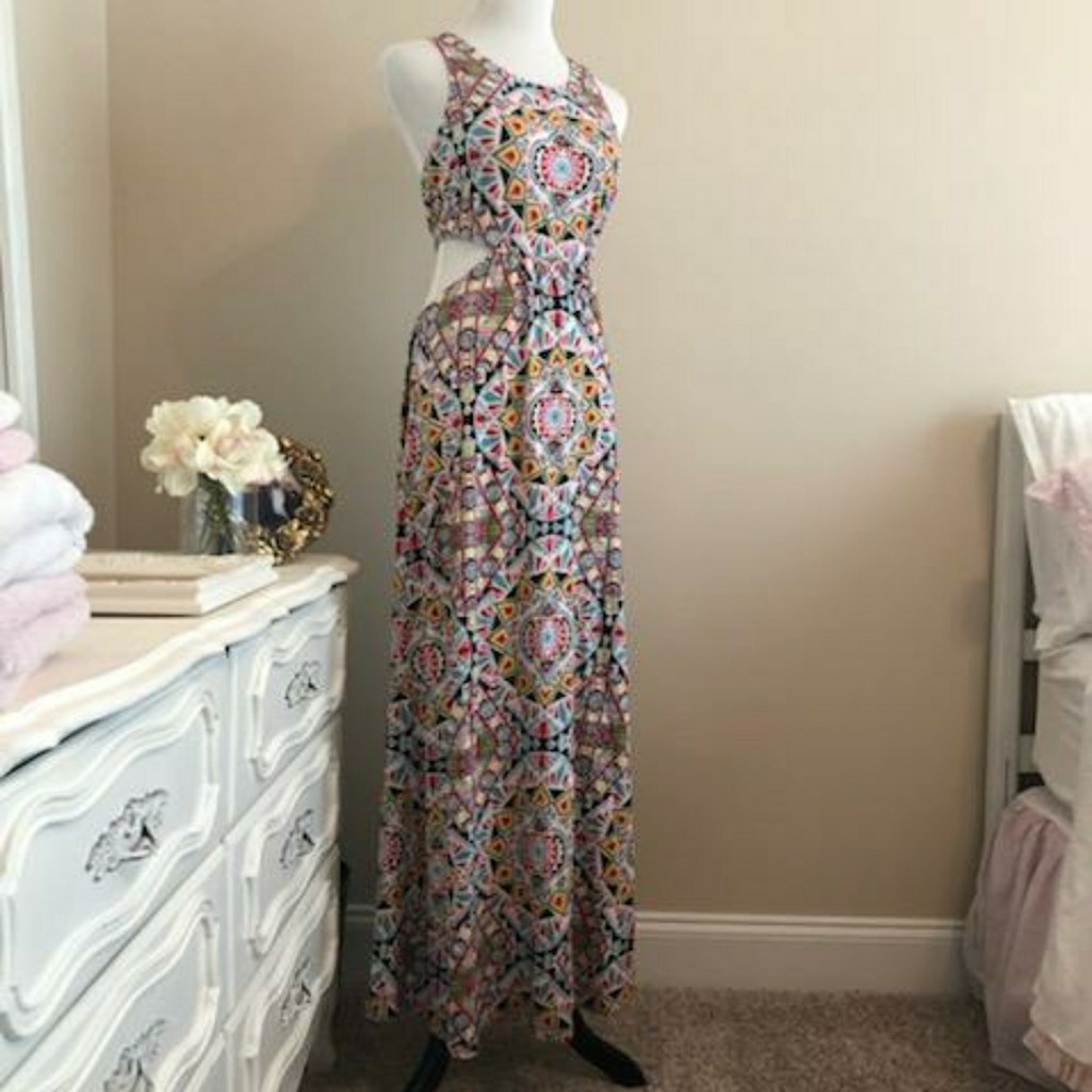Billabong maxi dress, geometric pattern